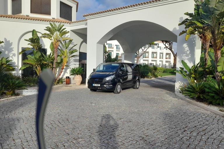 Private Transfer From Algarve To Lisbon By Minibus