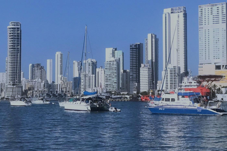 Passeio de bicicleta ao pôr do sol com visita à baía de Cartagena e GetsemaníPasseio de bicicleta ao pôr do sol com visita à Baía de Cartagena e Getsemaní