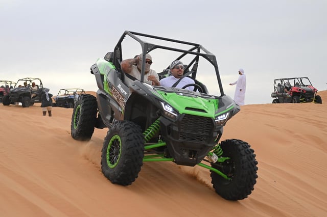 Dubai: Selbstfahrendes Buggy-Abenteuer mit optionalem BBQ-Dinner