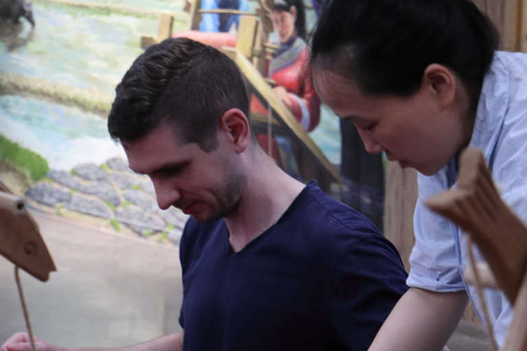 Zhangjiajie: Tujia Brocade Weaving and Tie-Dye Workshop