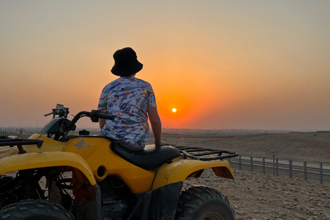 Le Caire : Aventure en Quad au coucher du soleil sur les PyramidesAventure des Pyramides au coucher du soleil