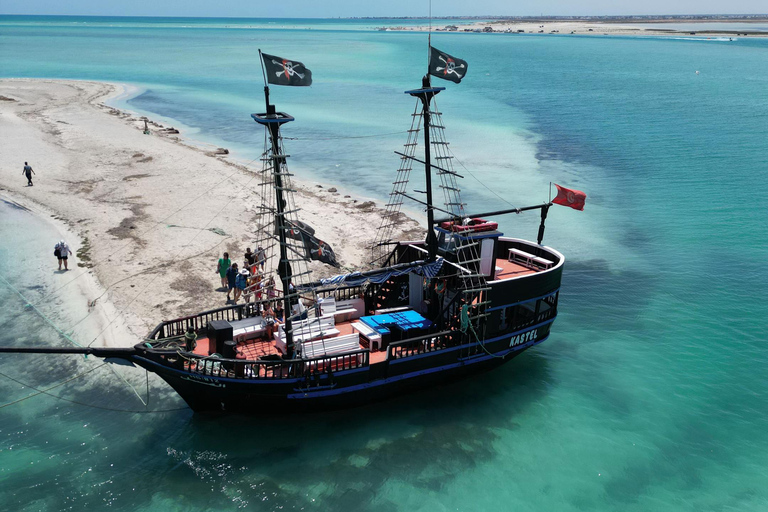 Djerba: Hessi Jerbi Day Trip with Cruise Tour Djerba: Hessi Jerbi Day Trip with a Boat Cruise