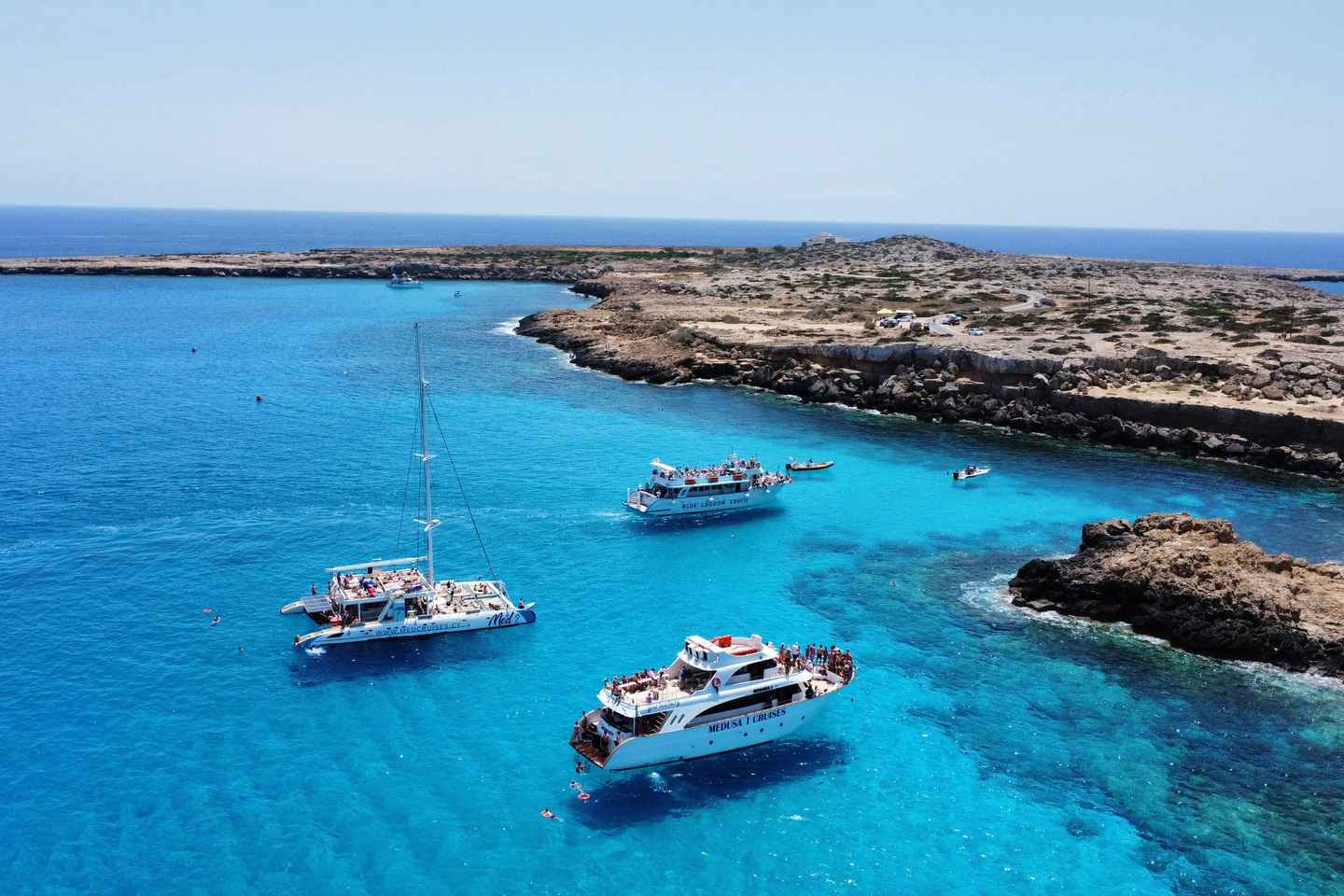 Golden Coast: 2.5-Hour Mermaid Adventure Cruise for Families