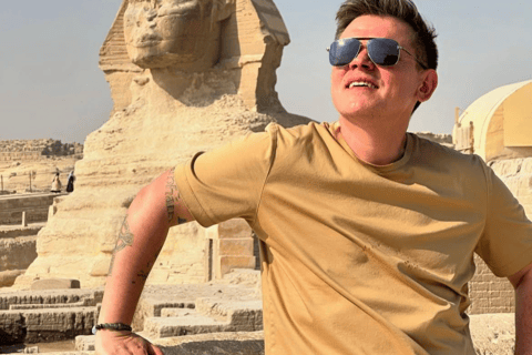 Pyramides, Sakkara et Memphis - Visite privée avec déjeunerVisite privée avec guide, transfert et déjeuner, à l&#039;exclusion des droits d&#039;entrée.