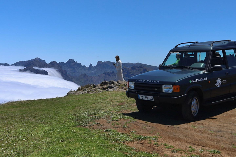 Madera: wycieczka jeepem z tyrolką, huśtawką i wulkanicznymi basenamiMadera: wycieczka jeepem z tyrolką, huśtawką i basenami wulkanicznymi