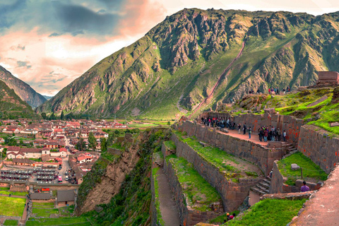 Cusco: Sacred Valley VIP Tour & Machu Picchu (2 Days) Sacred Valley VIP Tour to Machu Picchu: 2 Day Adventure