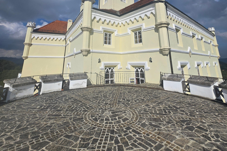 Zagreb: Trakošćan & Veliki Tabor Castles Day Trip & Lunch