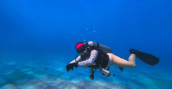 Dubai: Speedboat Scuba Diving on UAE’s Largest Diving Boat