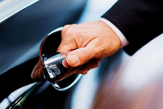 Transfer PARIGI da/per aeroporto CDG o ORLY
