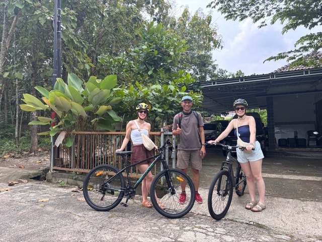 Yogyakarta: Bike Tour, Pottery, Ricefield, Museum With Lunch