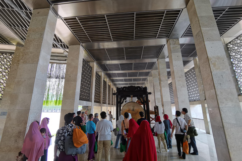 Jakarta : Private Tour Explore All Jakarta Heritage History