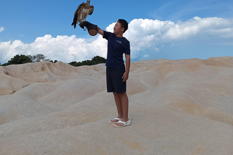 Bintan: Guided Tour of the Bintan Desert and Blue Lake