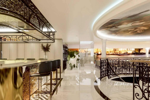 Bangkok: Najnowszy luksusowy 6-gwiazdkowy rejs po rzece MenamKolacja w formie bufetu, napoje bezalkoholowe bez ograniczeń i transfer