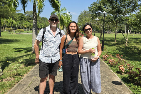 Colombo Heritage and Cultural Temples Tuk Tuk Tour