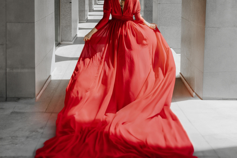 Santiago de Compostela: Photo Session with Retouching