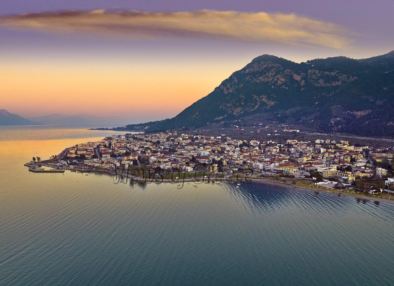 Athen: Dagsudflugt til Meteora-klostrene med huler og frokost