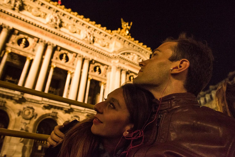 Paris: Christmas Lights Night Tour by Open-Top Bus 24-Hour Hop-on, Hop-off Tour & Christmas Lights Night Tour