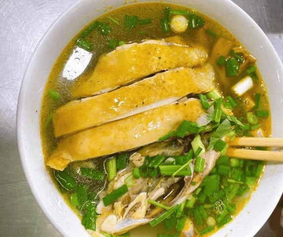 Private Tour: 5-6 Food Tastings at Buon Ma Thuot Market