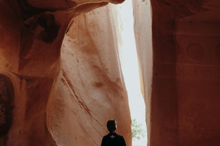 Petra Photography Tour: Capture the Magic with an Expert Shared Group Petra Photography Tour