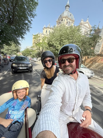 Madrid Highlights: Private Vintage Sidecar Tour (1 Hour)