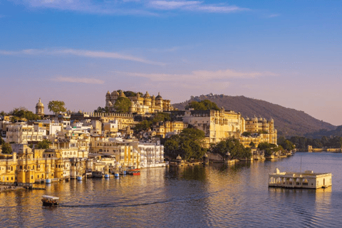 Delhi: 8 Days Golden Triangle with Udaipur or Pushkar Tour Tour with 5-Star Hotel Accommodation