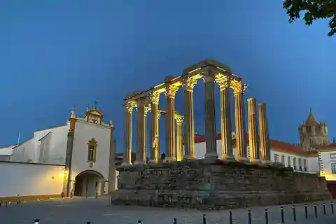 Lissabon: Privétour naar Evora met privévervoer & gids