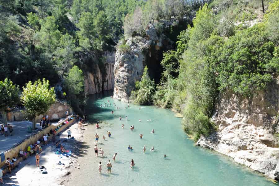 Von Valencia aus: Thermalquellen + Wasserfälle + Überraschungsstopp + Authentisches Souvenir. Foto: GetYourGuide Von Valencia aus: Thermalquellen + Wasserfälle + Überraschungsstopp + Authentisches Souvenir. Foto: GetYourGuide
