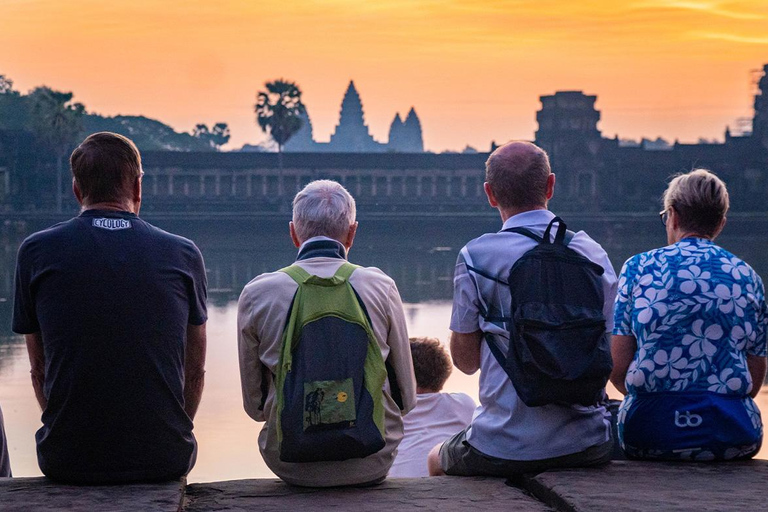 Siem Reap: Angkor Wat Sunrise by Tuk Tuk or SUV Car Full Day Vespa Option + English Guide
