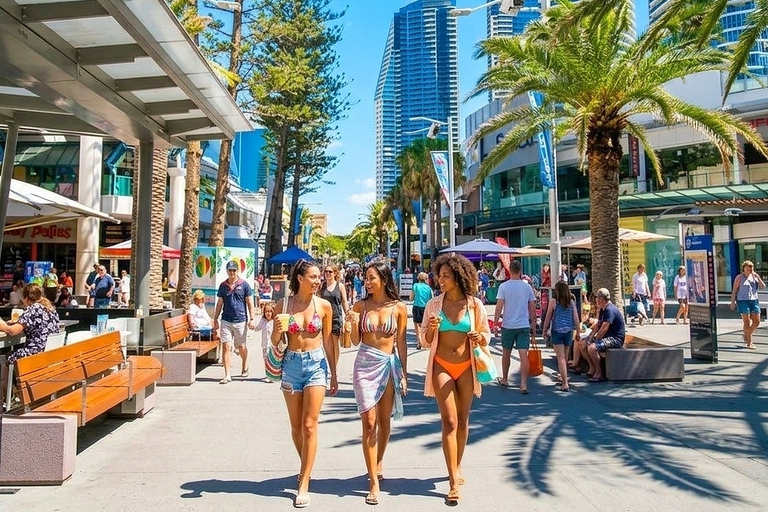 From Brisbane: Private Gold Coast Tour with Meal and Skywalk