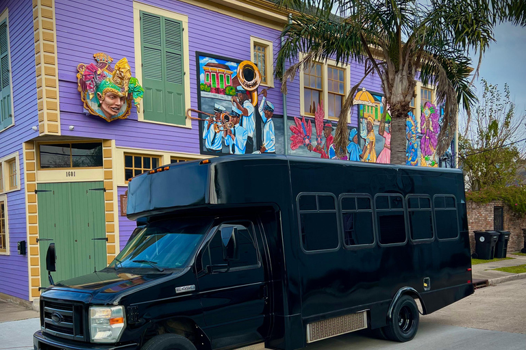 New Orleans: NOLA Party Bus Tour