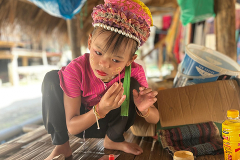 Chiang Rai: Popular Sightseeing Tour 7 places , Buffet Lunch Chiang Rai: Popular Sightseeing Tour 7 places ,Buffet Lunch