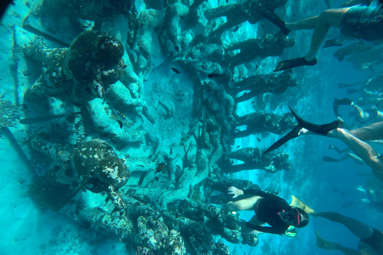 Private Snorkeling in Gili Trawangan, meno & air with goopro Option 1:Private Snorkeling in Gili T,meno & air with goopro