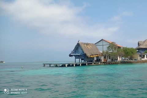 Cartagena: Isole del Rosario, Baru e Playa Blanca con pranzo