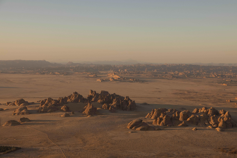 Hegra AlUla: Sunrise Hot Air Balloon FlightShared Sunrise Hot Air Balloon Flight