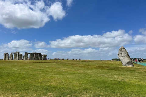 From London : Private Stonehenge & Bath Day Trip