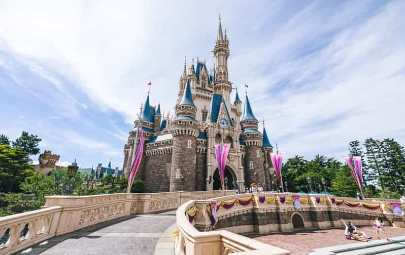 Tokyo Disneyland: 1-Day Entry Ticket and Private Transfer | GetYourGuide