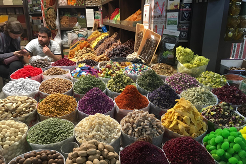 Baku: Basar Tour - Aromen, Kunsthandwerk und süße ErinnerungenBaku: Bazar Tour - Aromen, Kunsthandwerk und süße Erinnerungen