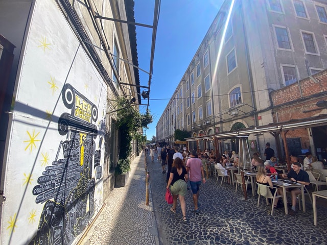 Lisbon: LX Factory Food, Drinks & Games with Local Guide