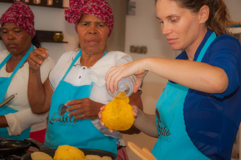 Fritter Fiesta: Discovering Cartagena’s Crispy Traditions!