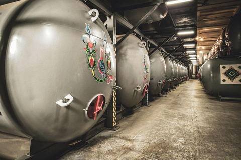 Ijevan: Visita à fábrica de vinho e aguardente com prova