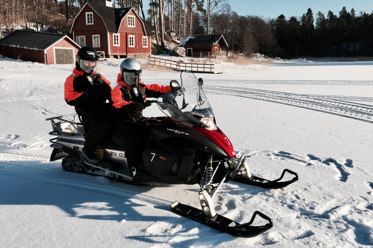 Helsinki: Snowmobile Tour with Lunch and Transfers
