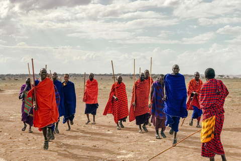 Kulturell rundtur i Maasai-by