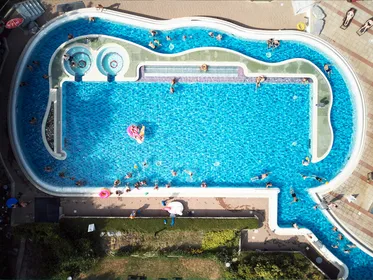Pfäffikon: Alpamare Water Park Entry Ticket