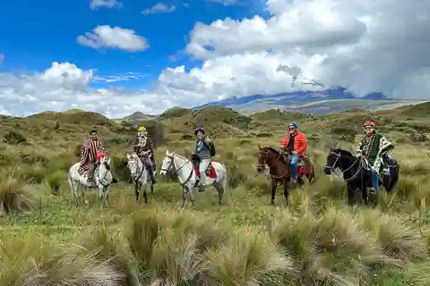 From Quito:Horseback Riding in Cotopaxi Full day
