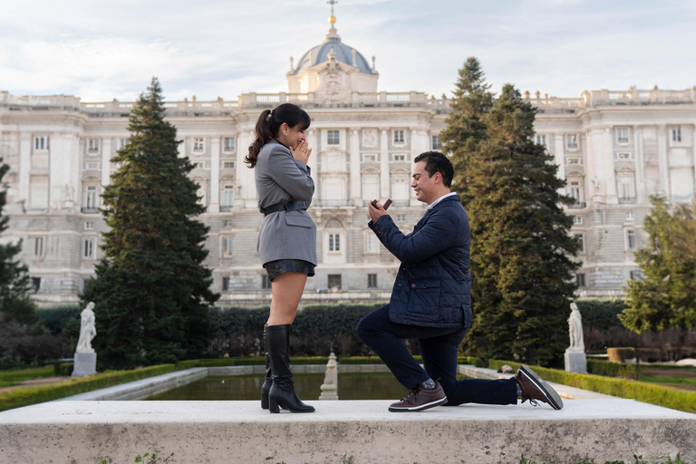 Madrid: Private Photo Tour with a Professional Photographer