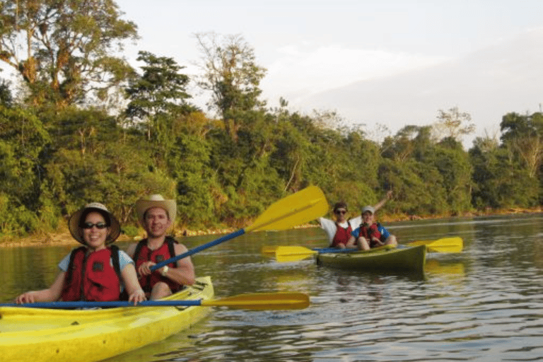 San Cristobal - 4 dias de Kayak na Selva LacandonaEm cabine (Yaaxcan) com banheiro privativo fora da selva