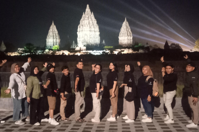 SUNRISE AT VIEWPOINT, BOROBUDUR &amp; PRAMBANAN