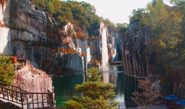 Visit From Seoul Pocheon Art Valley, Herb Island, & Fruit Picking in Seoul