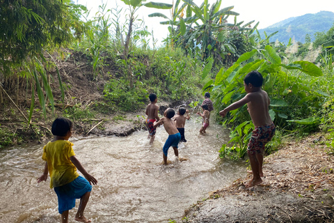 Chiang Rai: Popular Sightseeing Tour 7 places , Buffet Lunch Chiang Rai: Popular Sightseeing Tour 7 places ,Buffet Lunch