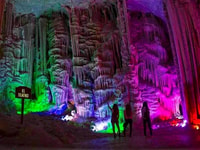 Garcia Caves, - Housity